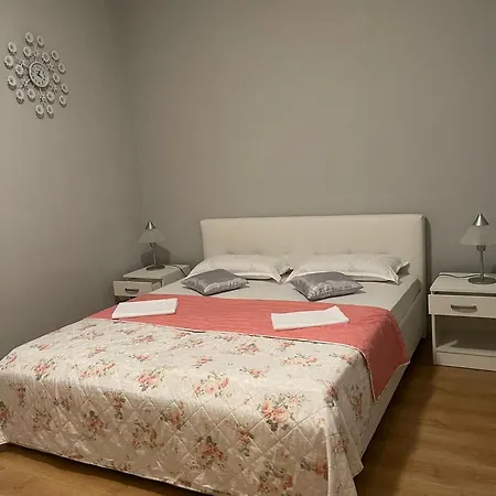 House Zvonko Near Np Krka * Sedramic