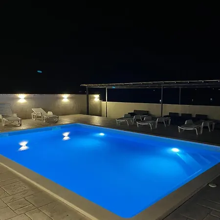 度假居 House Zvonko Near Np Krka Sedramic