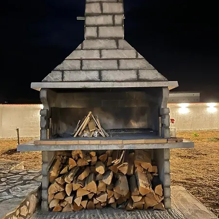 度假居 House Zvonko Near Np Krka *