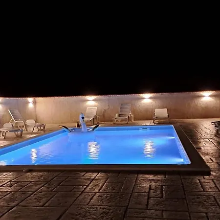 House Zvonko Near Np Krka Sedramic