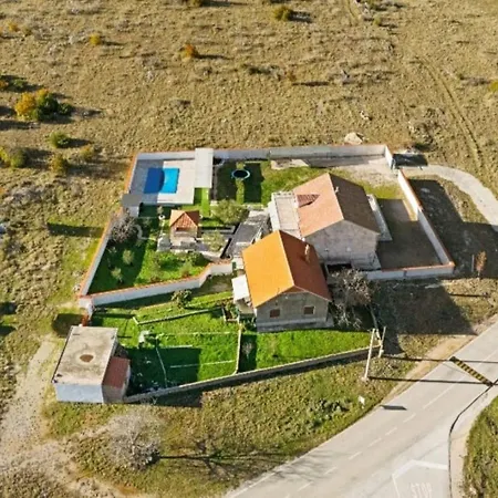 Tatil Evi House Zvonko Near Np Krka *