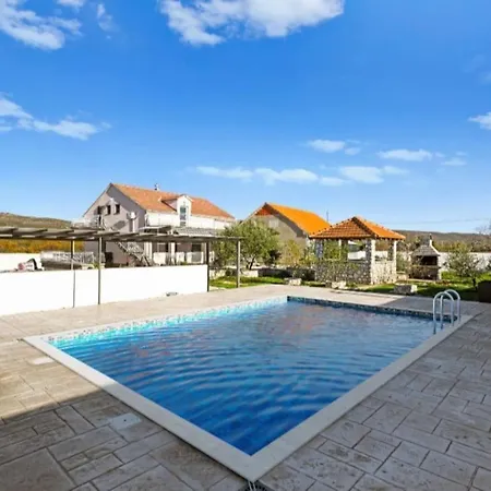 House Zvonko Near Np Krka * Sedramic