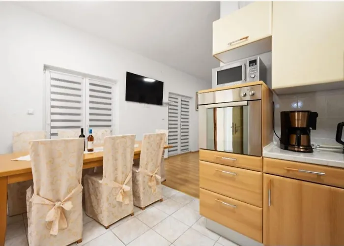 House Zvonko Near Np Krka