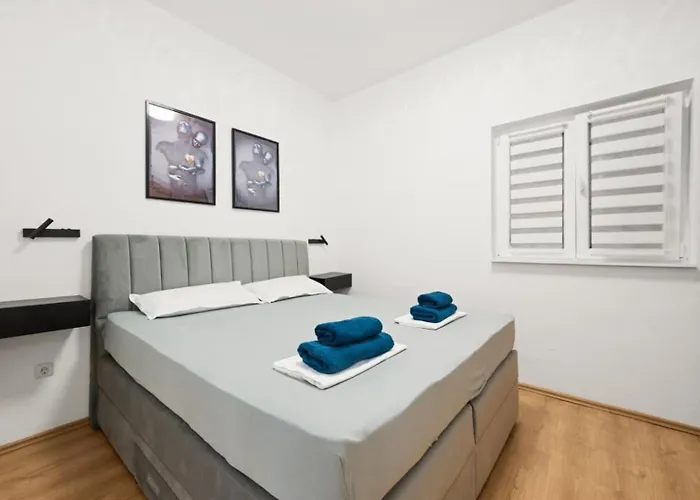 House Zvonko Near Np Krka *