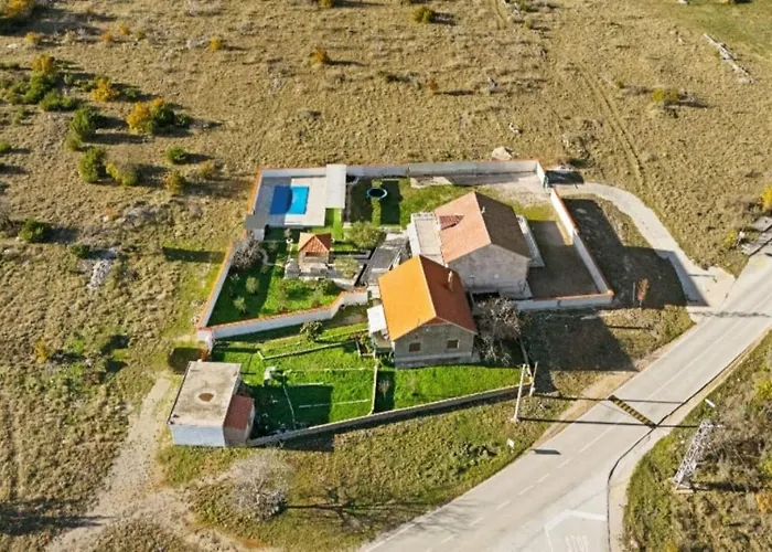 Dom wakacyjny House Zvonko Near Np Krka *