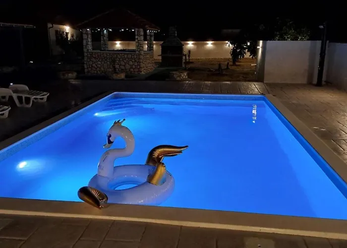 Сasa de vacaciones House Zvonko Near Np Krka *