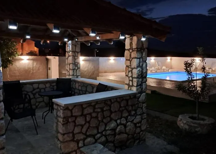 House Zvonko Near Np Krka